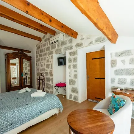 Penzion U N'antru Versu 3*