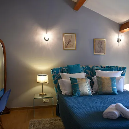 U N'antru Versu Värdshus