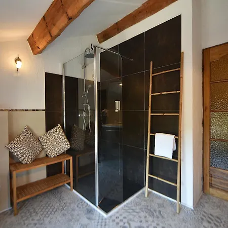 U N'antru Versu Mini-hôtel 3*