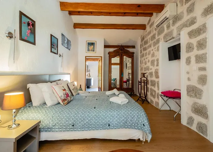 Mini-hôtel U N'antru Versu 3*