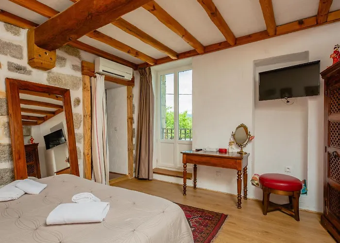 U N'antru Versu Mini-hôtel 3*