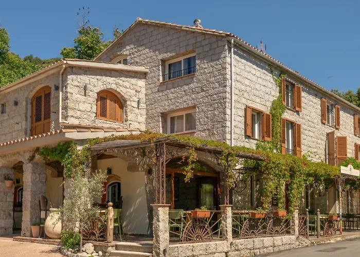 U N'antru Versu 3* San-Gavino-di-Carbini